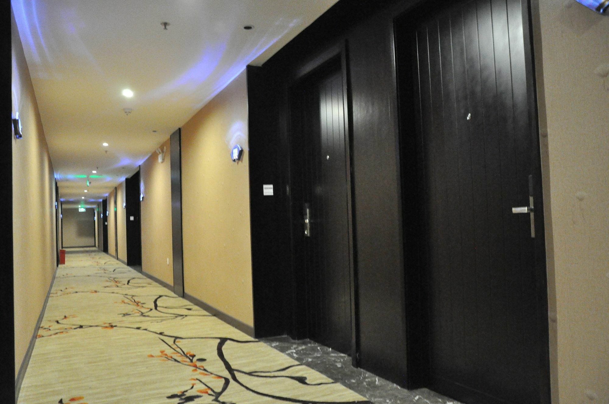 Jing Du Hui Hotel Liaobu Донгуан Екстериор снимка