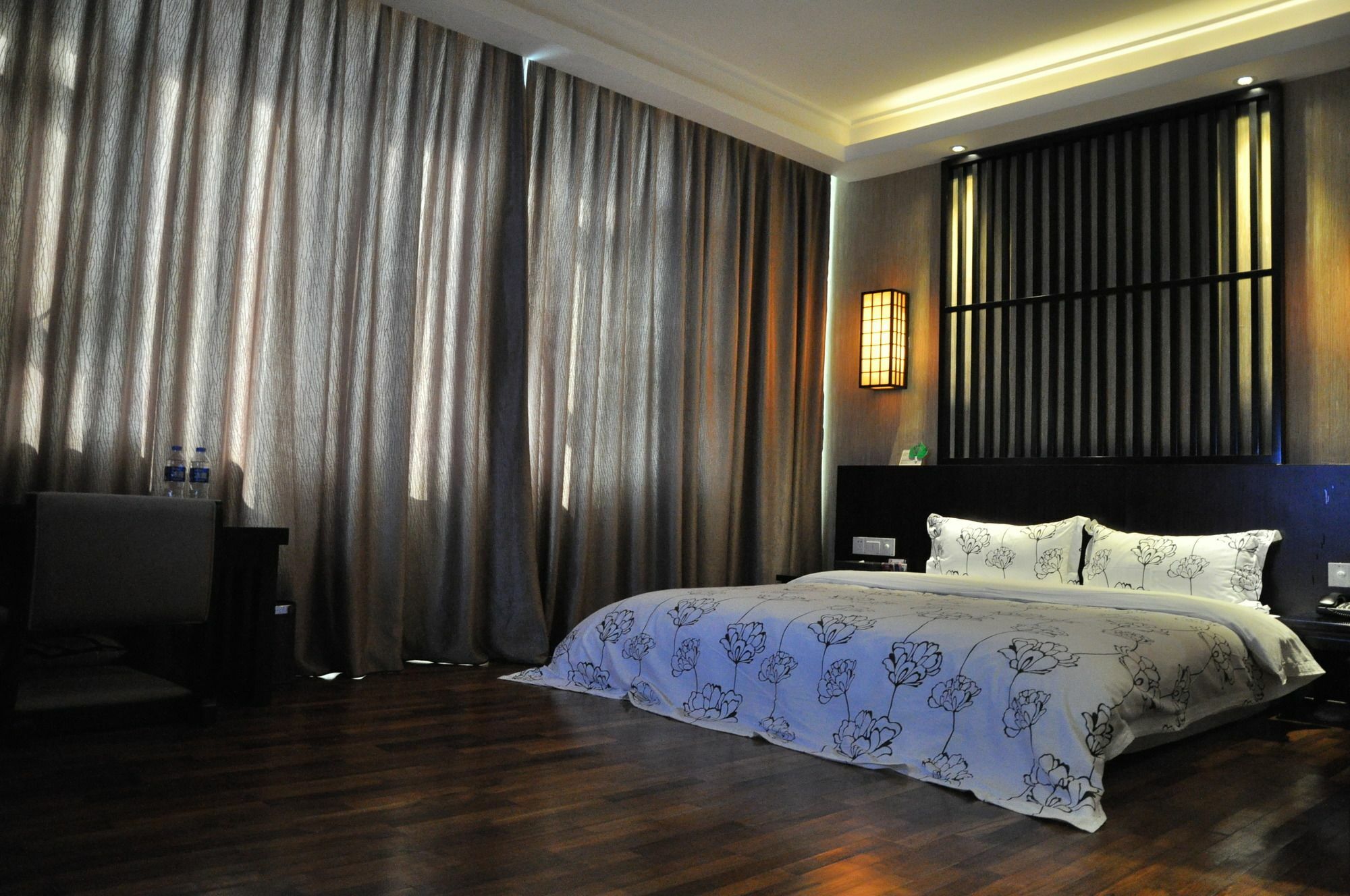 Jing Du Hui Hotel Liaobu Донгуан Екстериор снимка