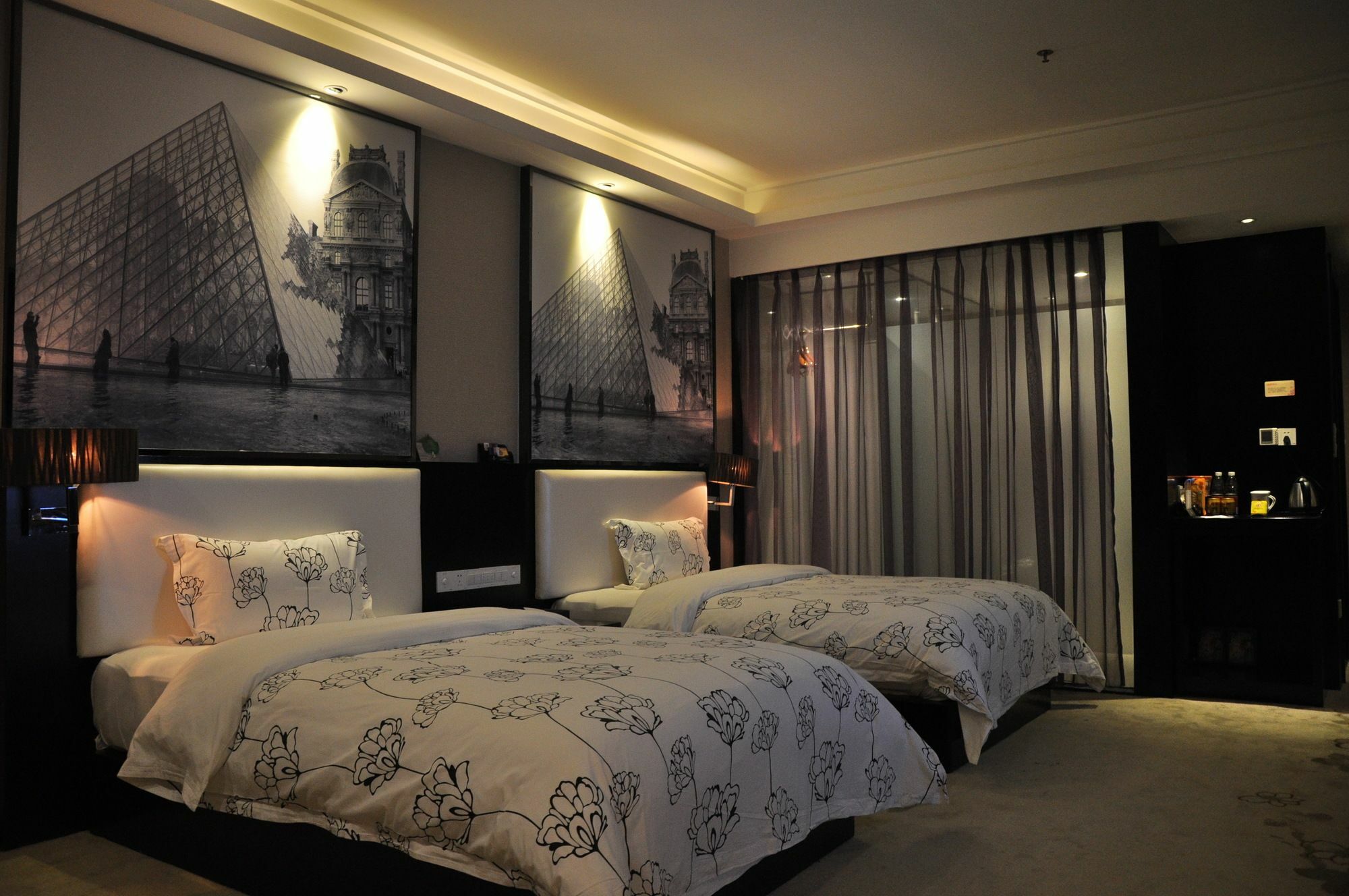 Jing Du Hui Hotel Liaobu Донгуан Екстериор снимка